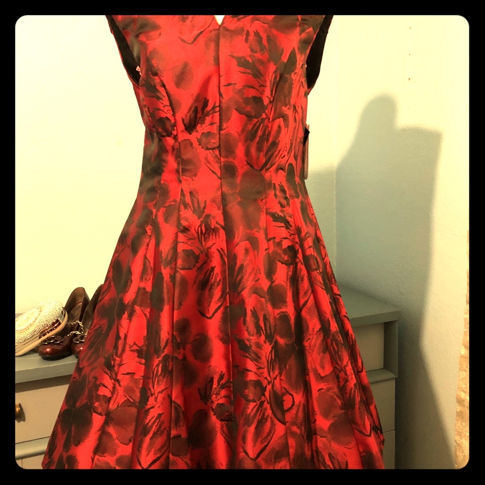 Studio 1 New York: Red and black party dress